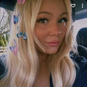 Meet your Posher, Nicole